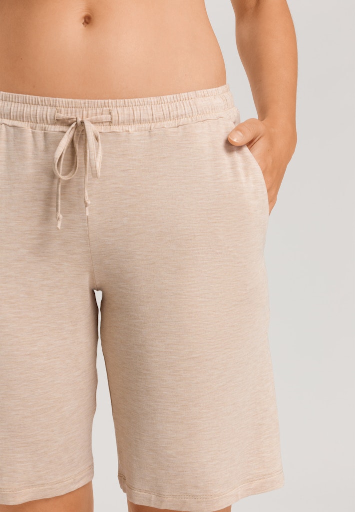 Natural Elegance - Shorts