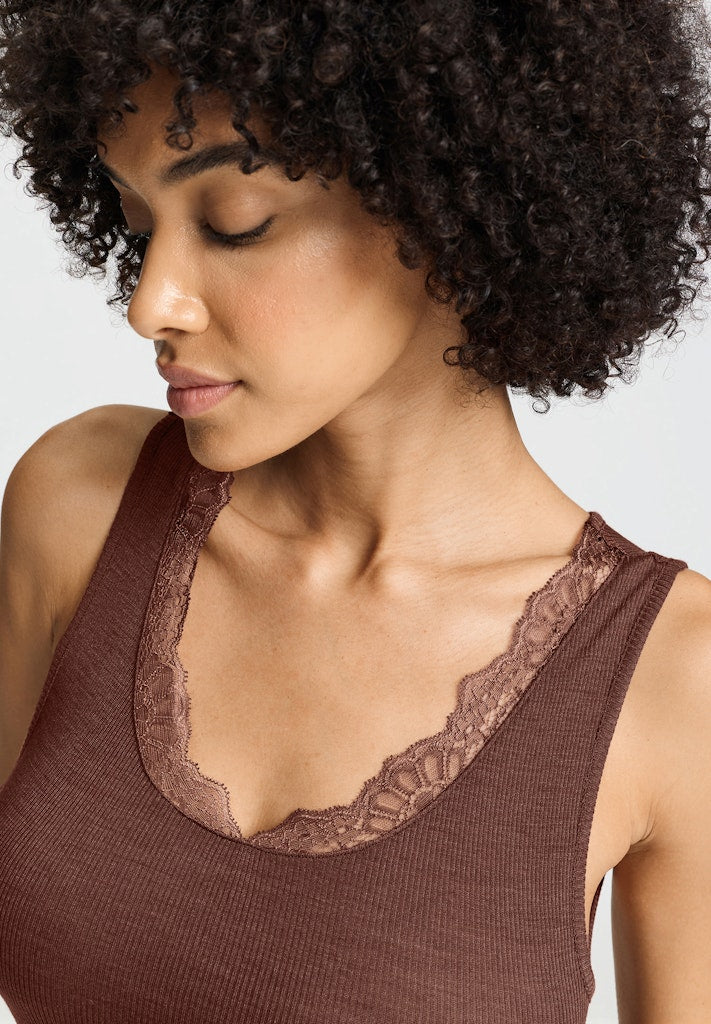 Woolen Lace - Tank Top