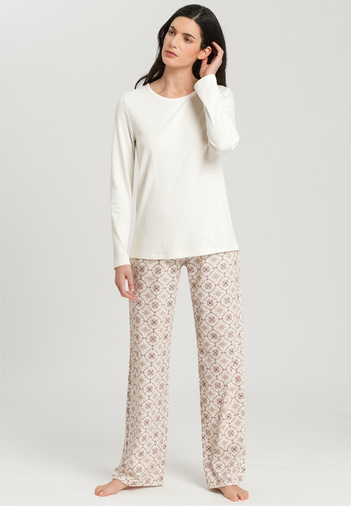 Loungy Nights - Long Sleeved Top