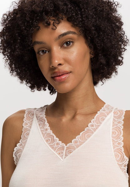 Woolen Lace - Sleeveless Top