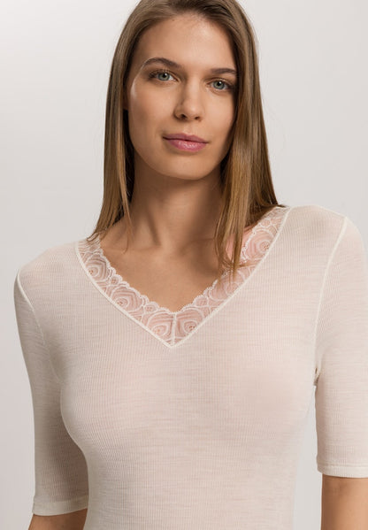 Woolen Lace - Cropped Sleeved Top