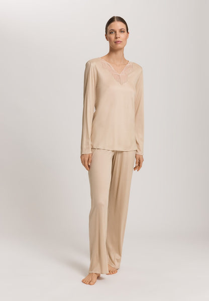 Lilith - Long Sleeved Pyjamas