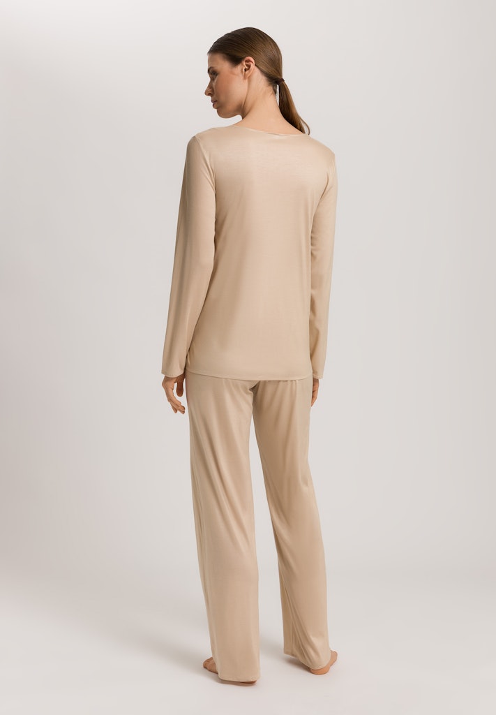 Lilith - Long Sleeved Pyjamas