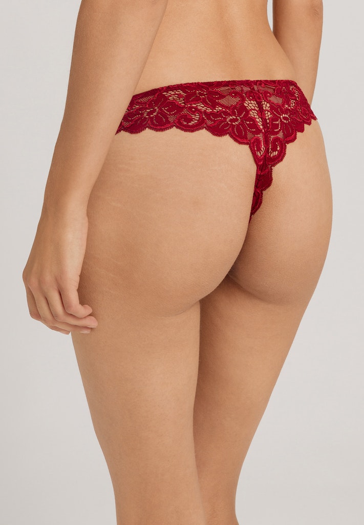 Moments - Lace Thong