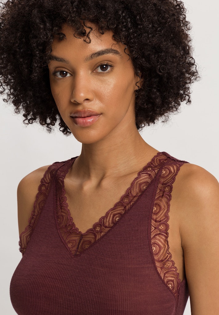 Woolen Lace - Sleeveless Top