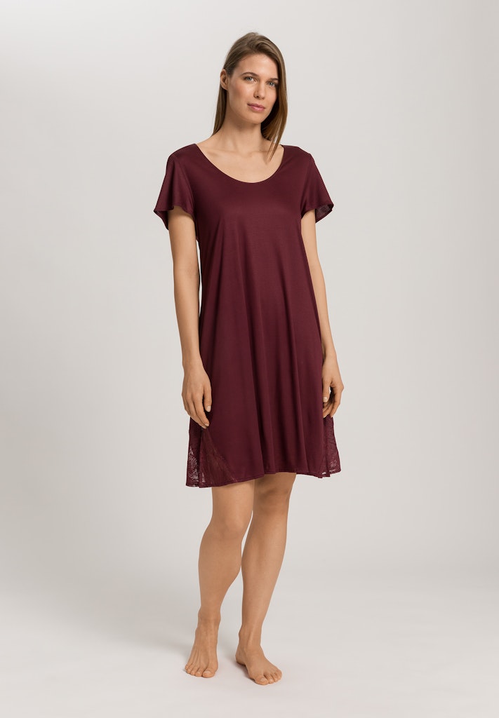 Lilith - Short Sleeved Nightdress 95cm