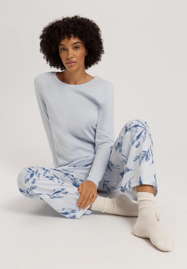 Loungy Nights - Long Sleeved Top