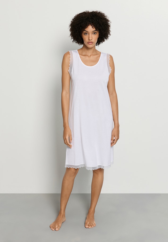 Inaya - Sleeveless Nightdress 90cm - HANRO