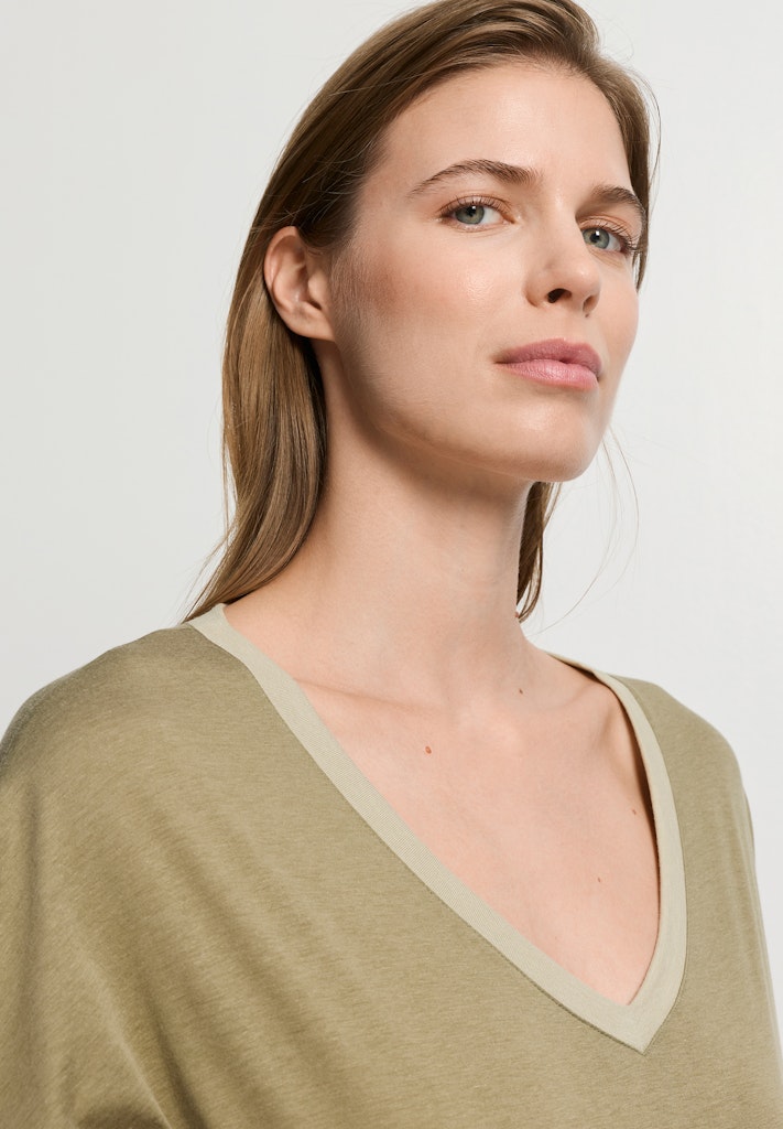 Laura - Short Sleeved Nightdress 85cm