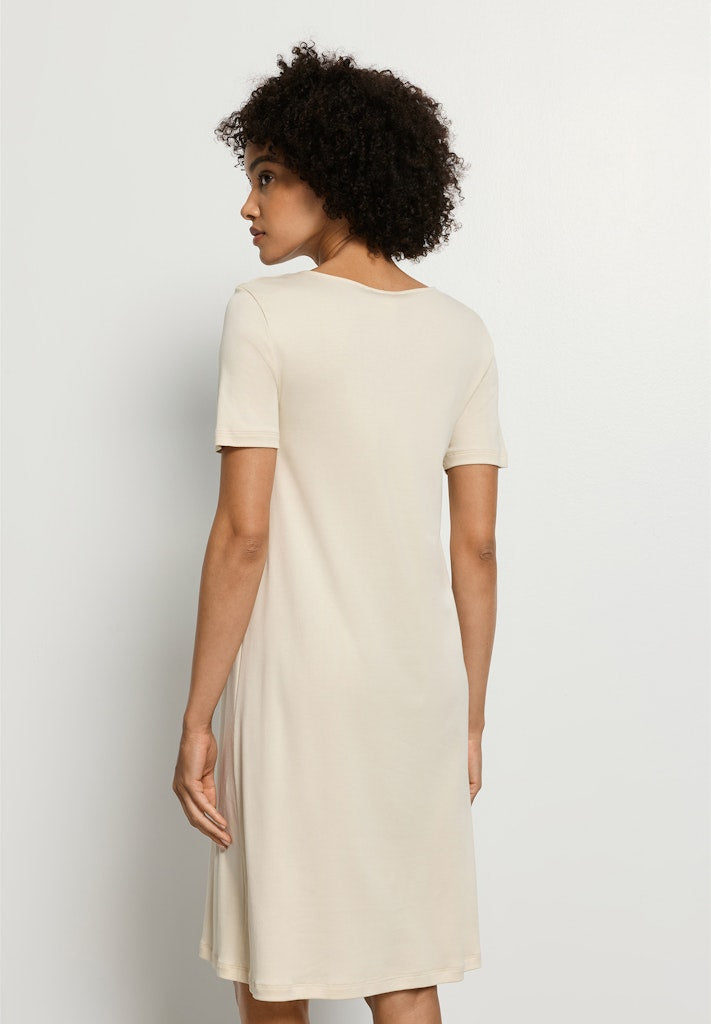 Belen - Short Sleeved Nightdress 100cm - HANRO