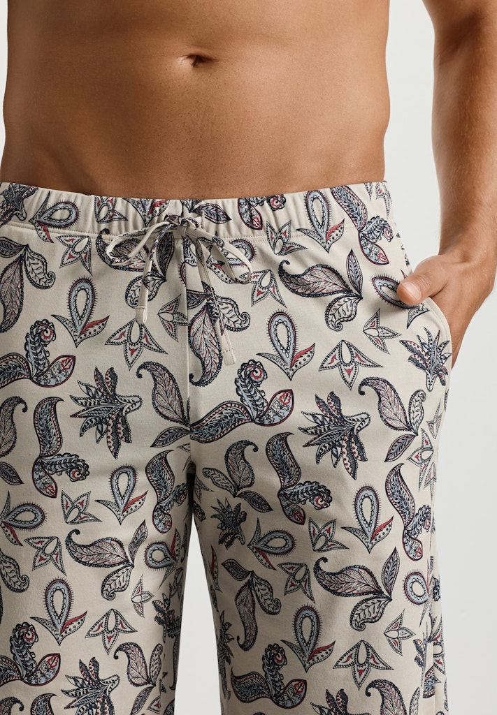 Night & Day - Shorts