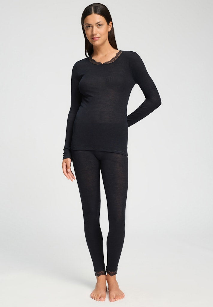 Woolen Lace - Long Sleeved Top