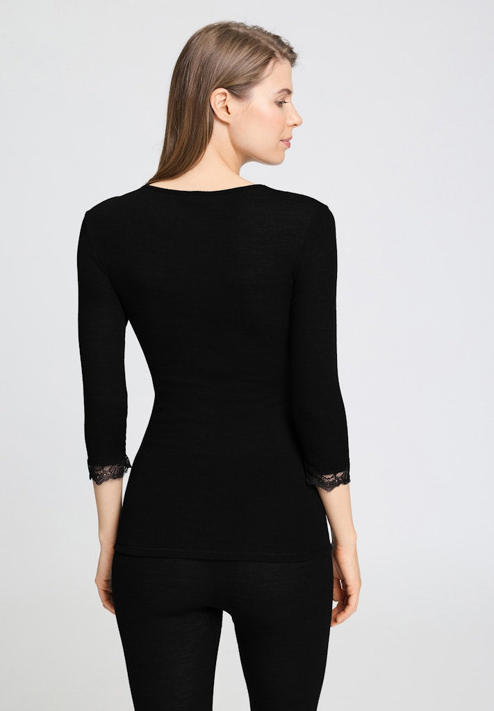 Woolen Lace - Cropped Sleeved Top