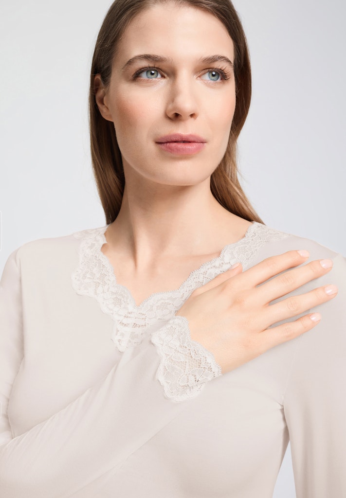 Dana - Long Sleeved Top