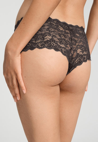 Moments - Maxi Briefs