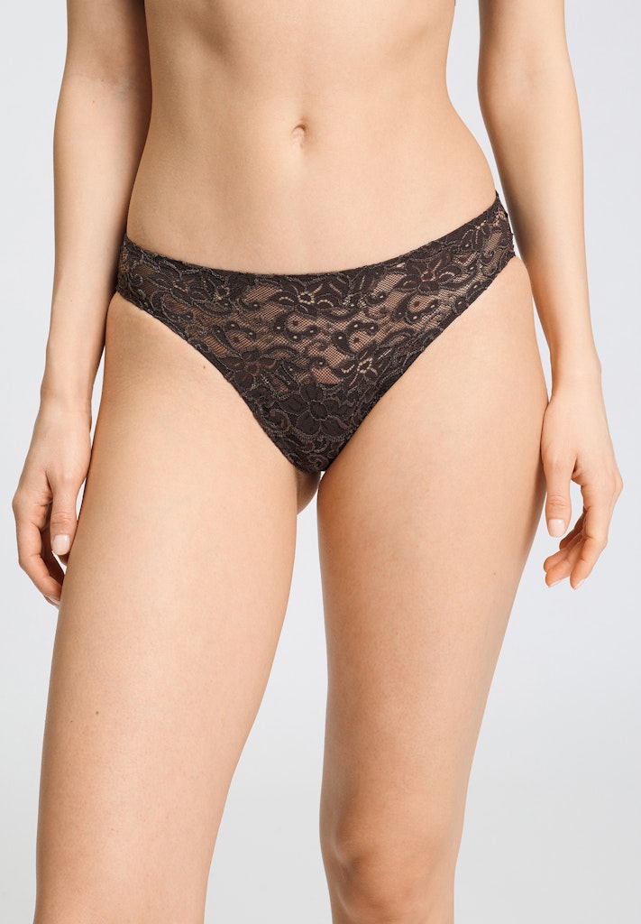 Moments - Mini Briefs