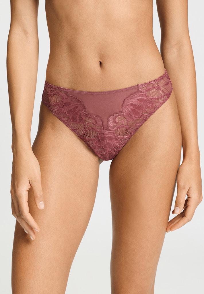 Lysia - Thong