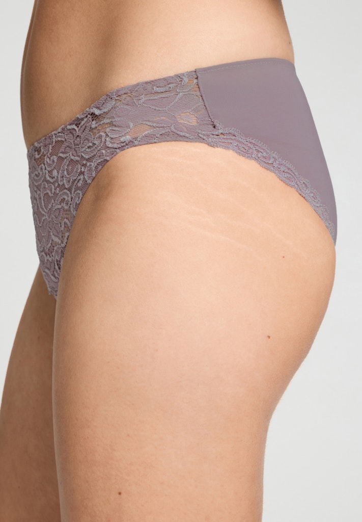 Moments - Mini Briefs