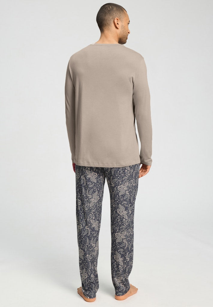 Night & Day - Long Sleeved Pyjama