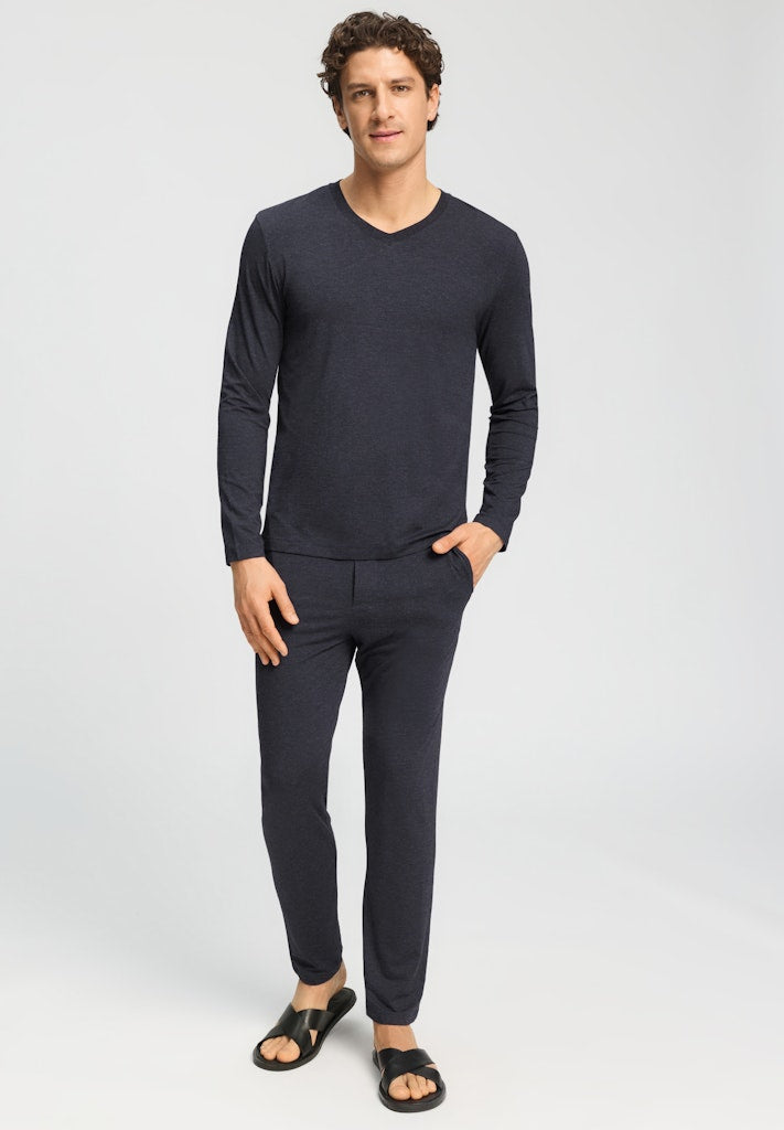 Casuals - Long Sleeved V-Neck Top