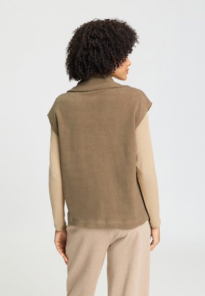 Easy Wear - Sleeveless Jacket