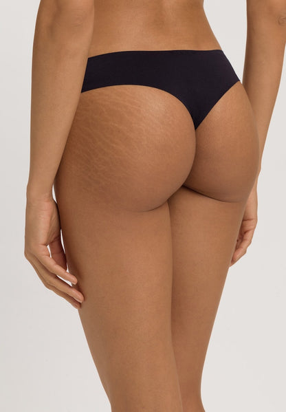 Invisible Touch - Thong